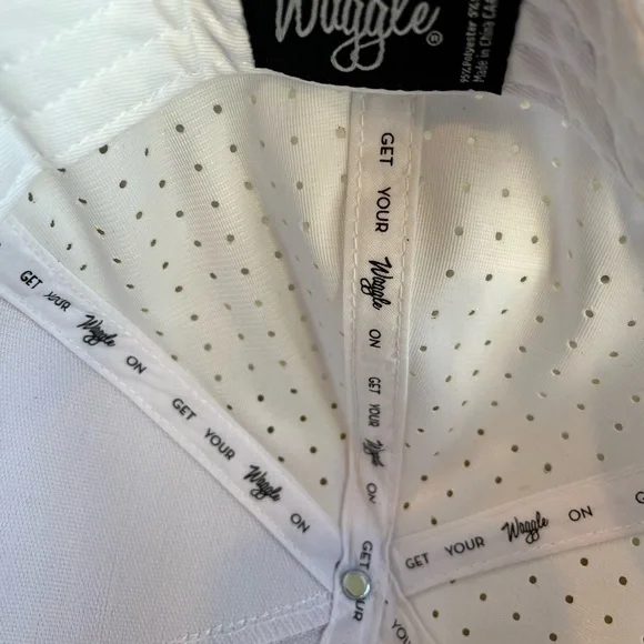 🆕 NWT Waggle Snapback Hat – Minnesota Northern Wings AAA Hockey – White - Picture 7 of 7